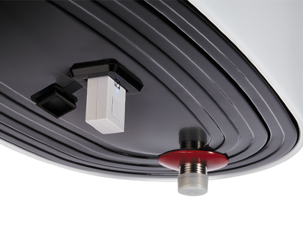 30938_electrolux_photo3_centurio_iq_2_830x620px