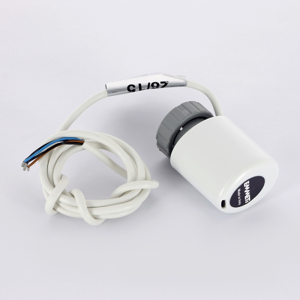 0_0b4a3032105baef66de0726cc082f003